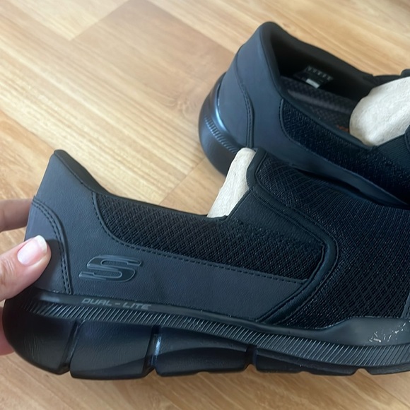 COPY - Skechers Men’s Slip-On - Picture 3 of 17